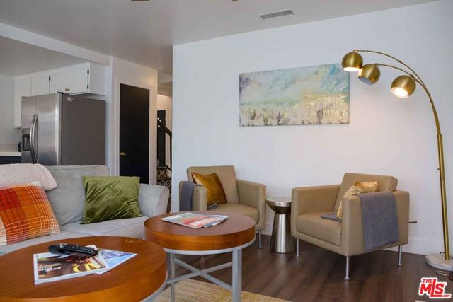 31903 Vineyard Avenue, Temecula, CA 92591