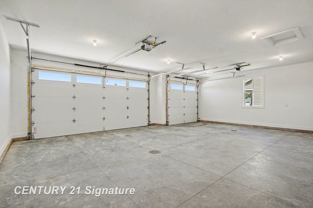 4466 E Lakecress Drive, Saginaw Twp, MI 48603