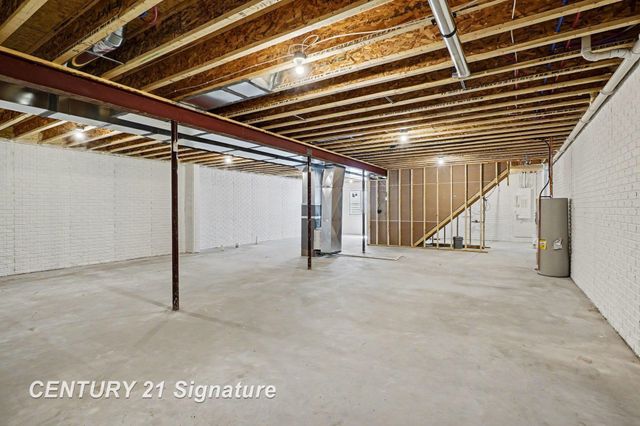 4466 E Lakecress Drive, Saginaw Twp, MI 48603