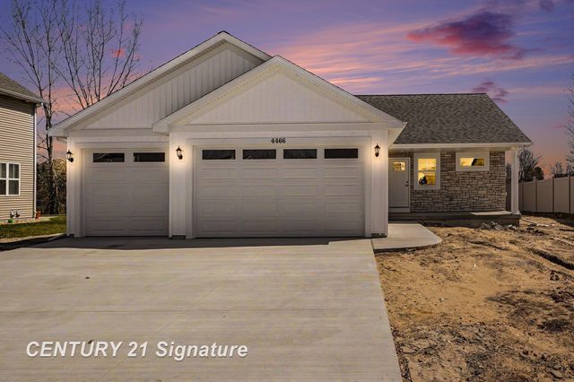 4466 E Lakecress Drive, Saginaw Twp, MI 48603