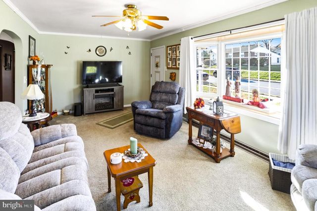 643 W 3RD ST, Birdsboro, PA 19508