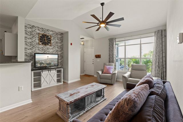 4802 51ST STREET W 423, Bradenton, FL 34210