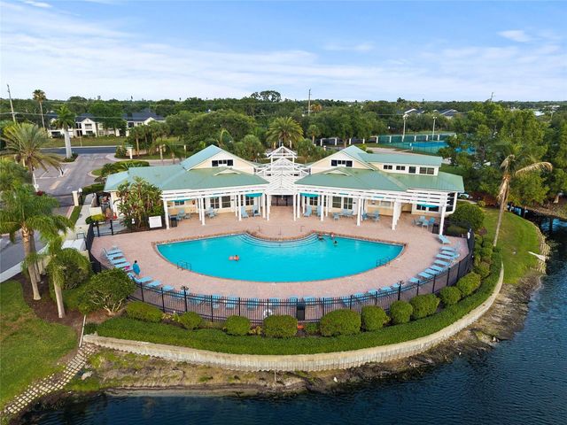 4802 51ST STREET W 423, Bradenton, FL 34210