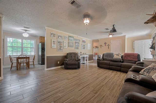 35 County Road 2292, Cleveland, TX 77327