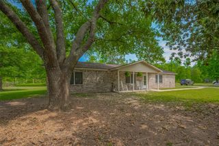 35 County Road 2292, Cleveland, TX 77327
