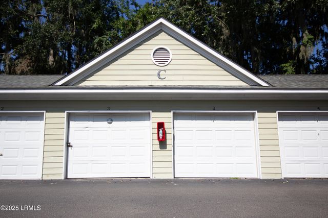 100 Kensington Blvd Apt 816, Bluffton, SC 29910