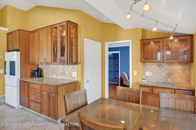 227 N Hagadorn Road, East Lansing, MI 48823