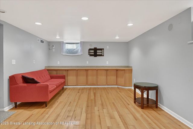 227 N Hagadorn Road, East Lansing, MI 48823