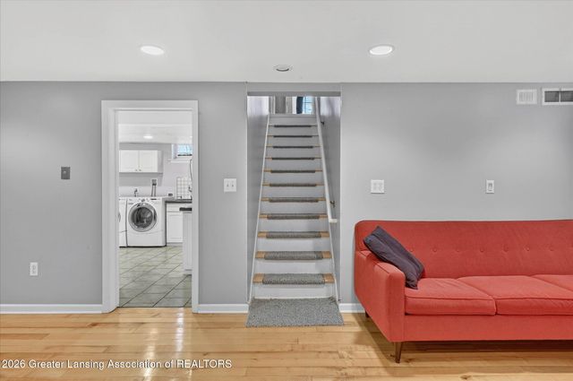 227 N Hagadorn Road, East Lansing, MI 48823