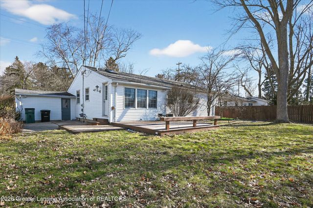 227 N Hagadorn Road, East Lansing, MI 48823