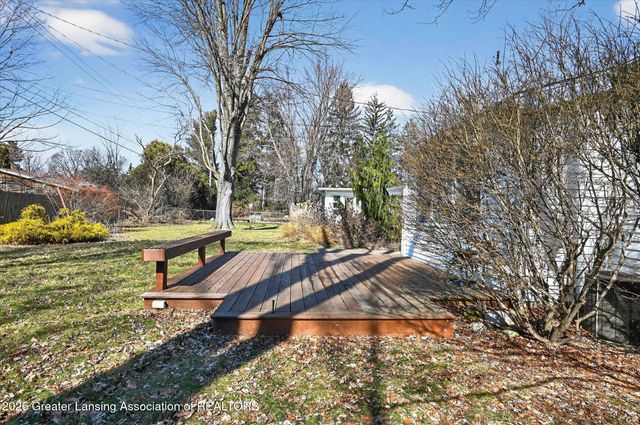 227 N Hagadorn Road, East Lansing, MI 48823