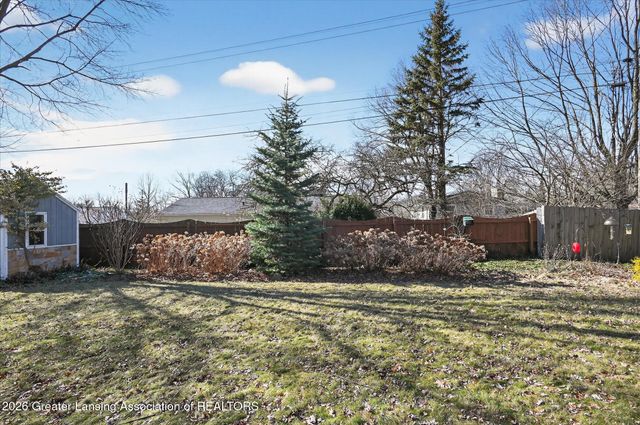 227 N Hagadorn Road, East Lansing, MI 48823