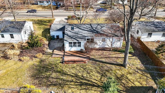 227 N Hagadorn Road, East Lansing, MI 48823