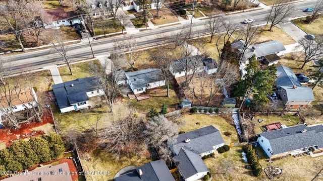 227 N Hagadorn Road, East Lansing, MI 48823