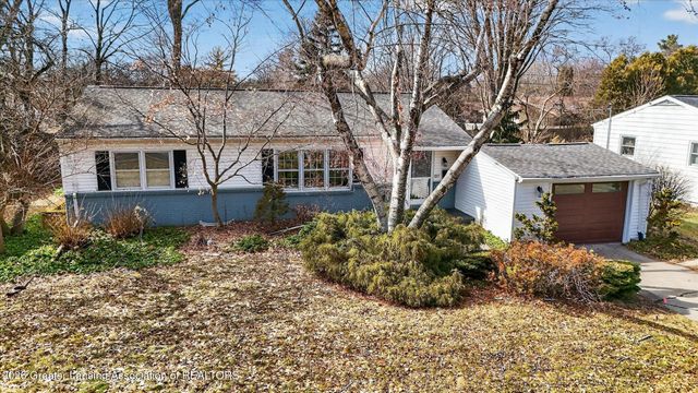 227 N Hagadorn Road, East Lansing, MI 48823