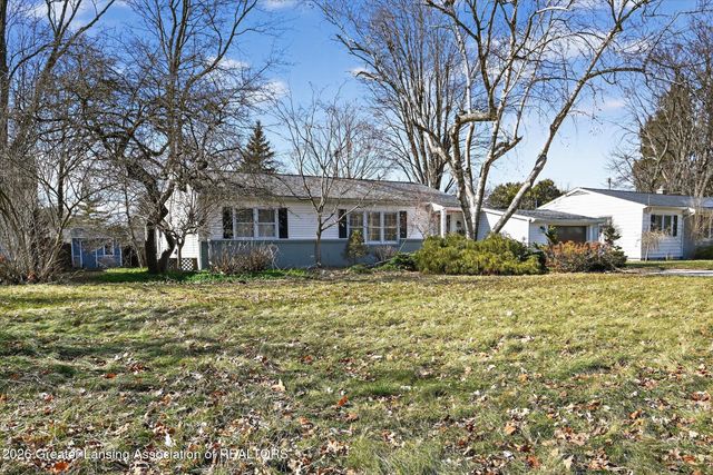 227 N Hagadorn Road, East Lansing, MI 48823