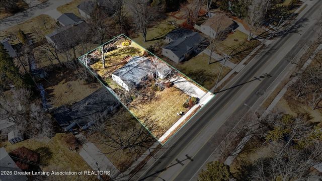 227 N Hagadorn Road, East Lansing, MI 48823