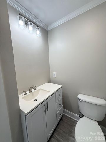 438 Pop Davis Road, Taylorsville, NC 28681