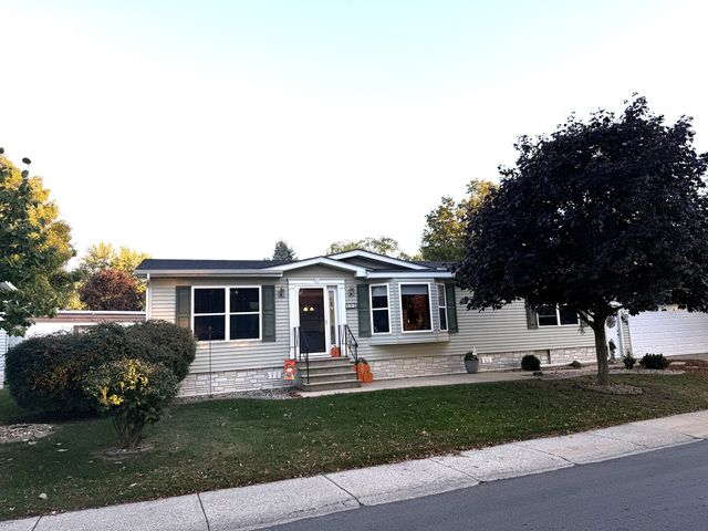 405 CLUB Circle, Belvidere, IL 61008