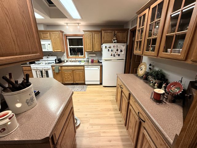 405 CLUB Circle, Belvidere, IL 61008