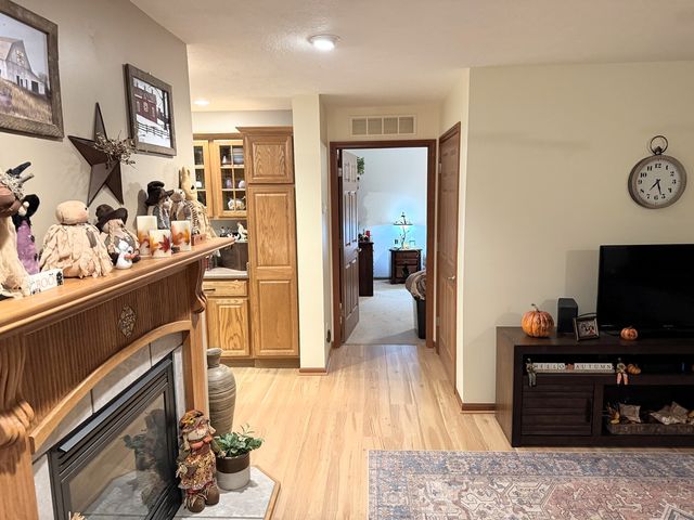 405 CLUB Circle, Belvidere, IL 61008