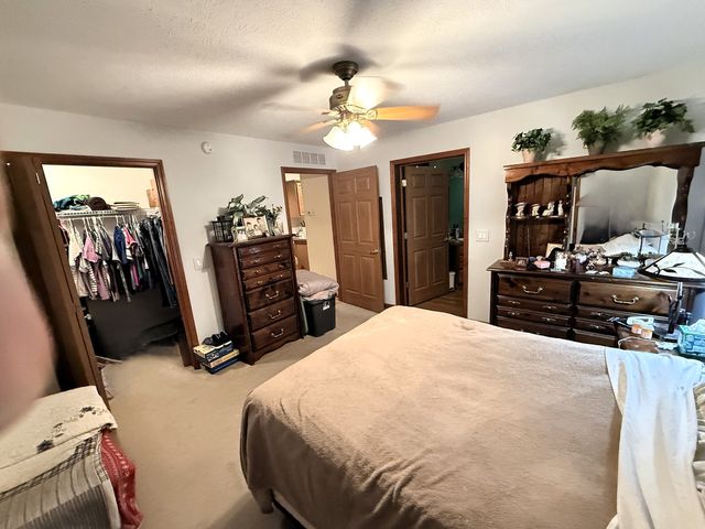 405 CLUB Circle, Belvidere, IL 61008