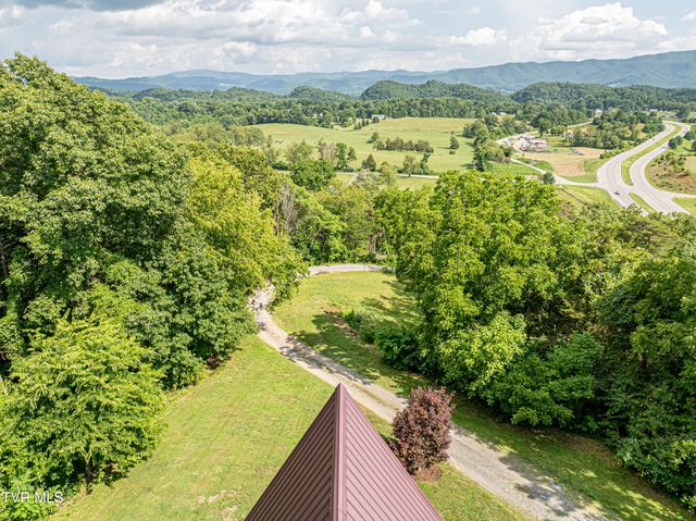 19657 Jeb Stuart Highway, Abingdon, VA 24211