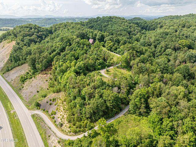 19657 Jeb Stuart Highway, Abingdon, VA 24211