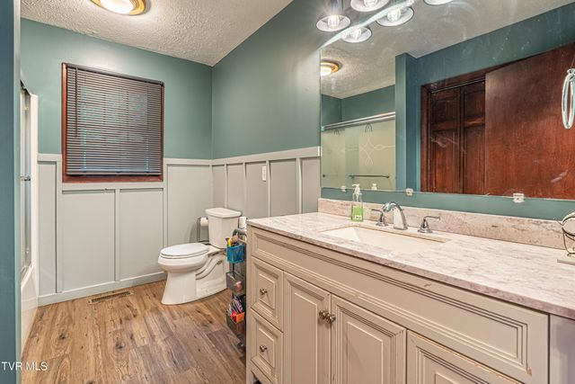 19657 Jeb Stuart Highway, Abingdon, VA 24211