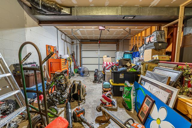 19657 Jeb Stuart Highway, Abingdon, VA 24211
