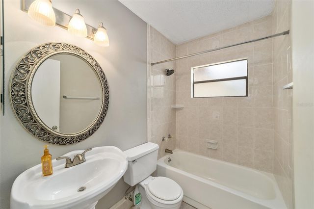 3401 E FORT KING STREET 202, Ocala, FL 34470