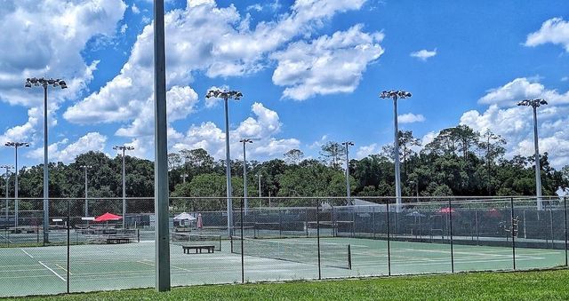 3401 E FORT KING STREET 202, Ocala, FL 34470