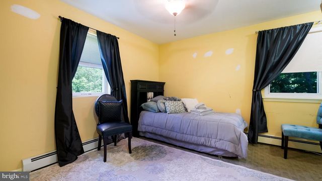 351 HIDDEN RIVER RD, Penn Valley, PA 19072