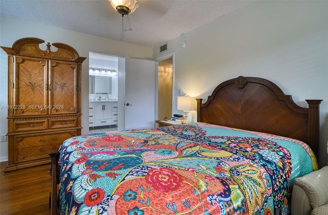 10975 W Clairmont Circle 207, Tamarac, FL 33321