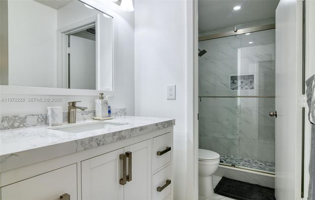 10975 W Clairmont Circle 207, Tamarac, FL 33321