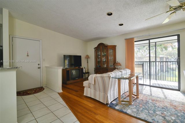 10975 W Clairmont Circle 207, Tamarac, FL 33321