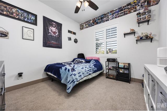 3206 Spruce Park Way, Shafter, CA 93263