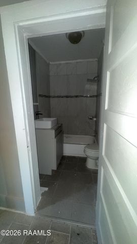 721 S Hopkins Street, New Iberia, LA 70560