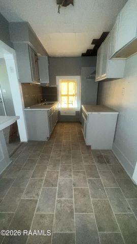 721 S Hopkins Street, New Iberia, LA 70560