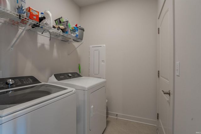 3067 Dowgate Drive, Newburgh, IN 47630
