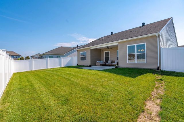 3067 Dowgate Drive, Newburgh, IN 47630