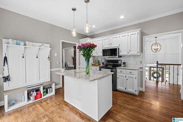 165 ESSEX DRIVE, Sterrett, AL 35147