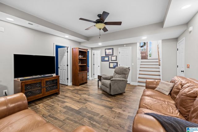 165 ESSEX DRIVE, Sterrett, AL 35147