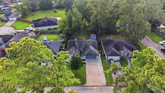 17706 Typhoon Way, Crosby, TX 77532