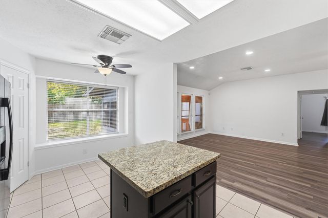 17706 Typhoon Way, Crosby, TX 77532