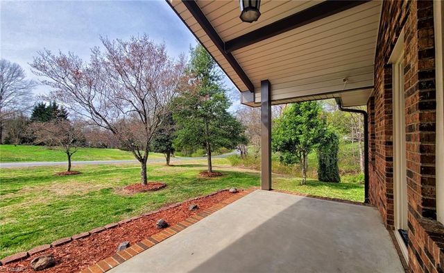 4515 Rocklane Drive, Walkertown, NC 27051