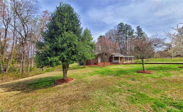 4515 Rocklane Drive, Walkertown, NC 27051