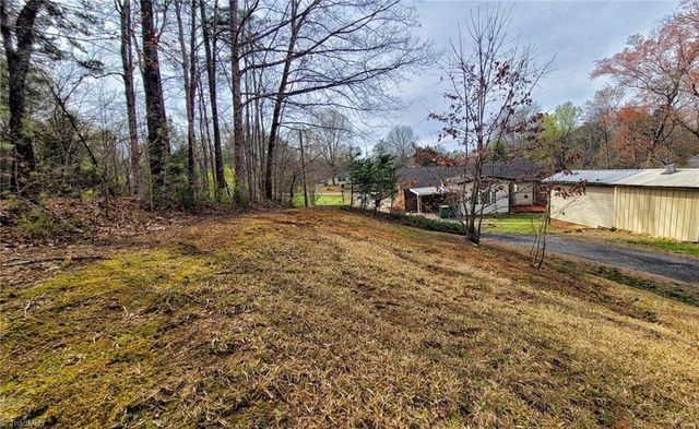 4515 Rocklane Drive, Walkertown, NC 27051