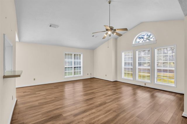 7 Lazy Springs, Trinity, TX 75862