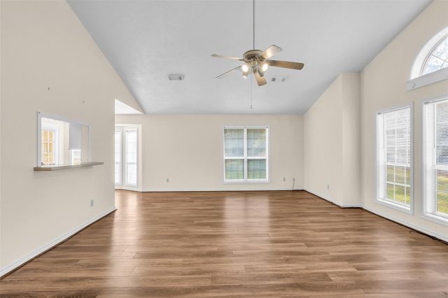 7 Lazy Springs, Trinity, TX 75862